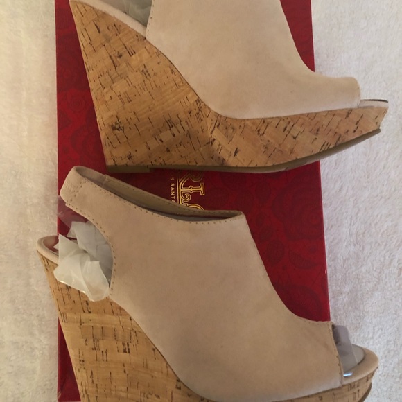 carlos santana wedges